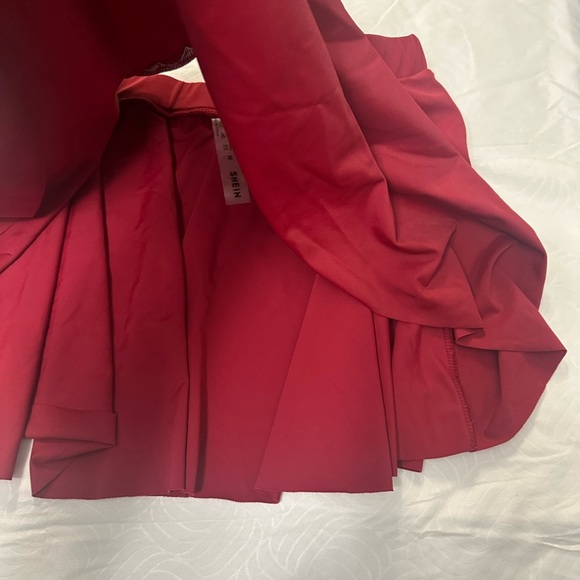 SHEIN Pink and Red Bikini Set with Ruffle Details - Picture 9 of 11